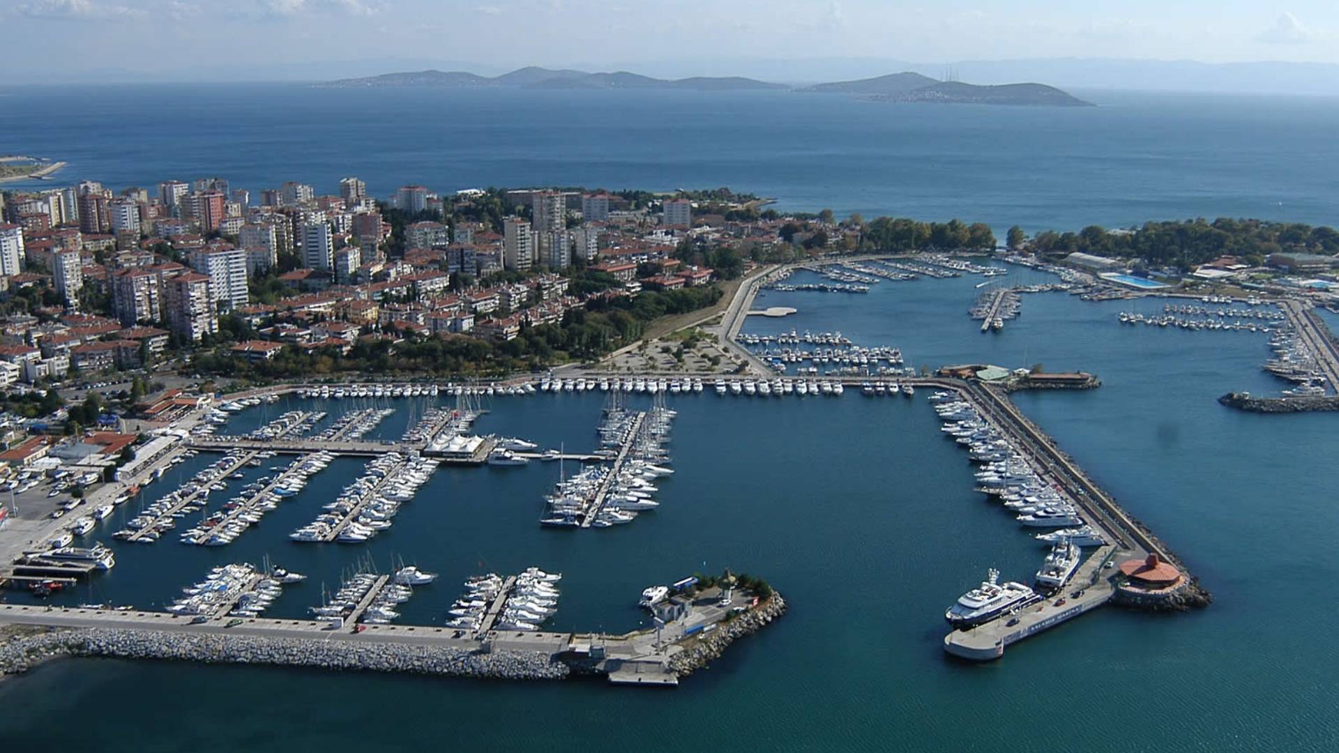 Fenerbahçe Çilli Apartmanı